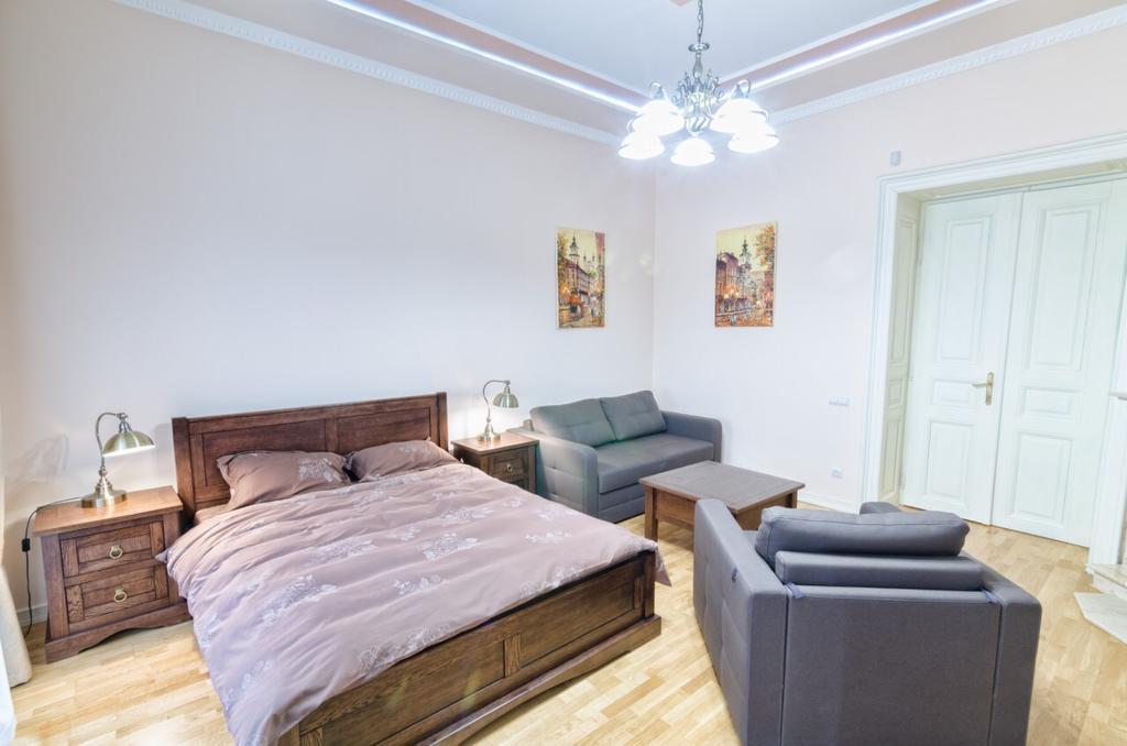 Apartment Grebinky 9 リヴィウ エクステリア 写真