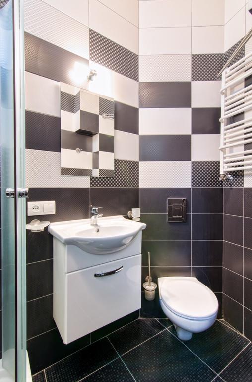 Apartment Grebinky 9 リヴィウ エクステリア 写真